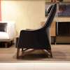 Giorgetti Mobius Wing Chair fauteuil - Materiaal