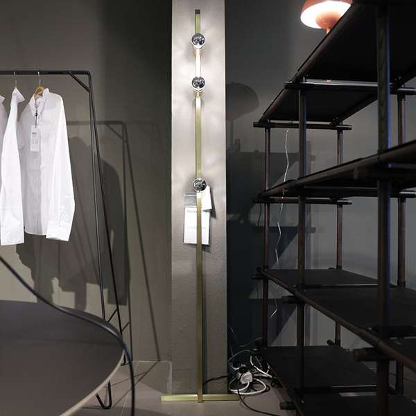 Lambert & Fils Dot Line staande lamp - Showroom