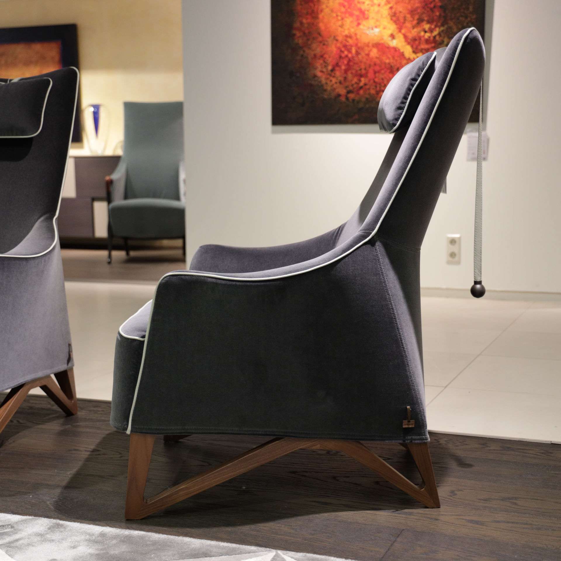 zwaard vreemd binden Giorgetti Mobius Wing Chair fauteuil | Showroommodellen.nl