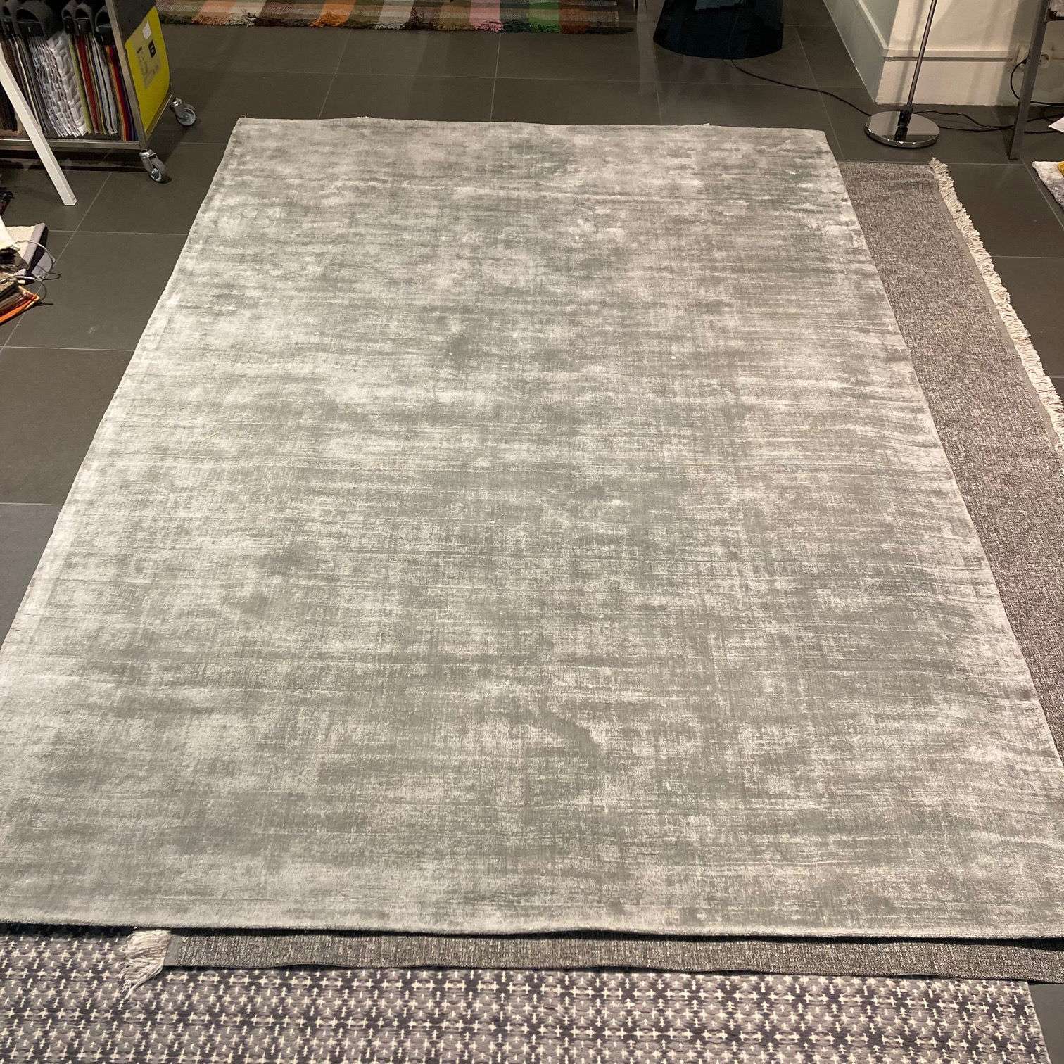 Ondeugd Ontvangst bekken Brinker Carpets Essence vloerkleed | Showroommodellen.nl