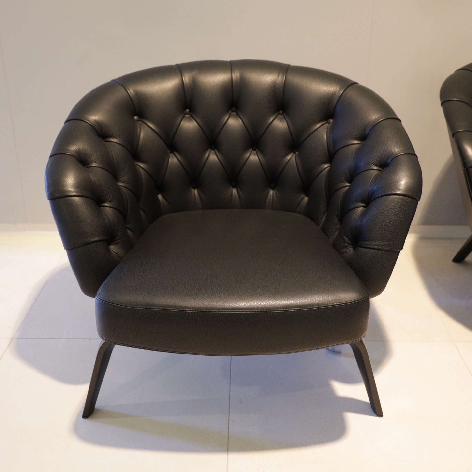 Levering Oplossen haspel Italiaans Design fauteuil | Showroommodellen.nl