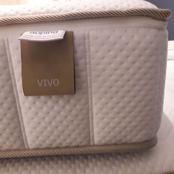 Auping Vivo pocketmatras - 90x210 medium - Showroom