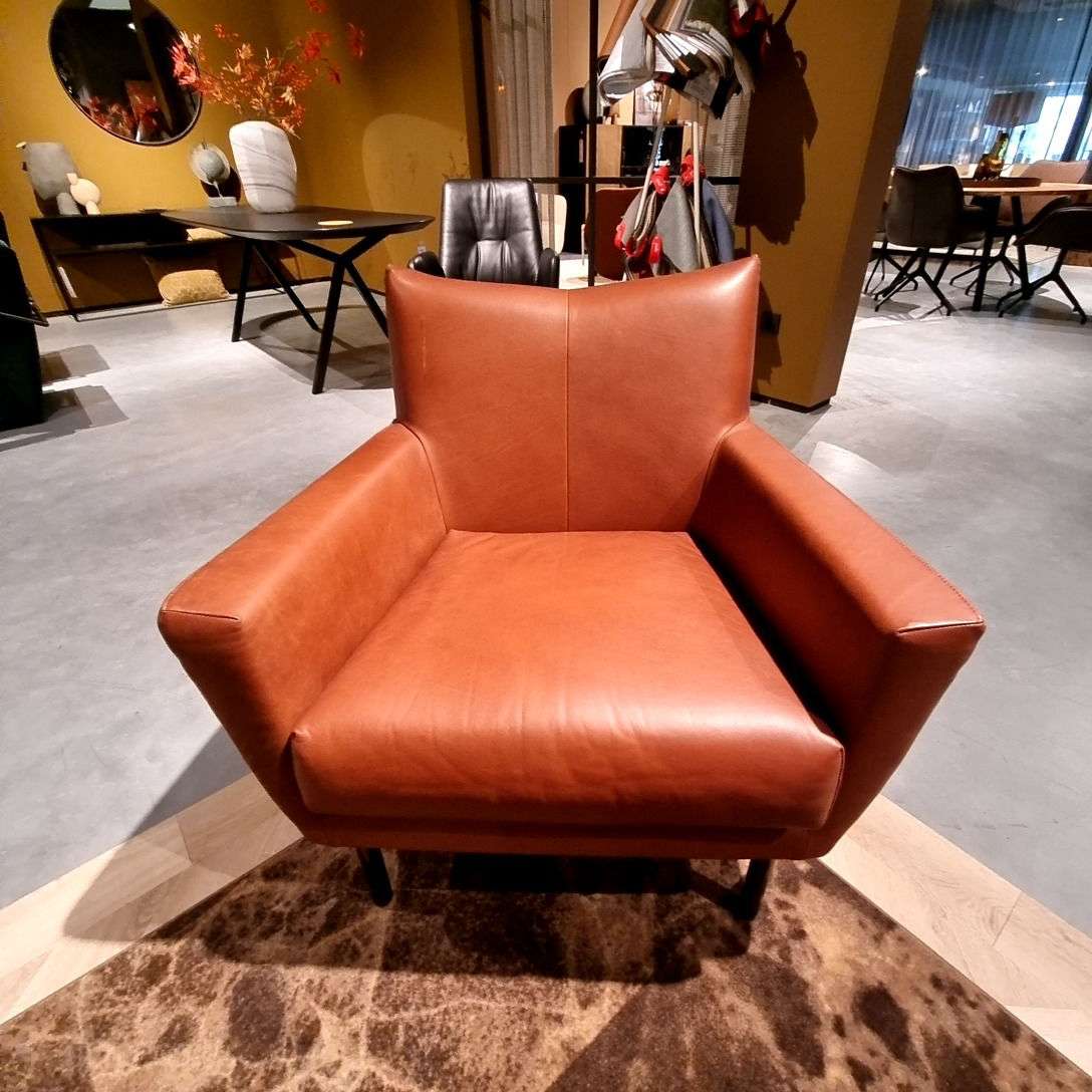 kunstmest nieuwigheid onkruid Design on Stock Toma fauteuil | Showroommodellen.nl