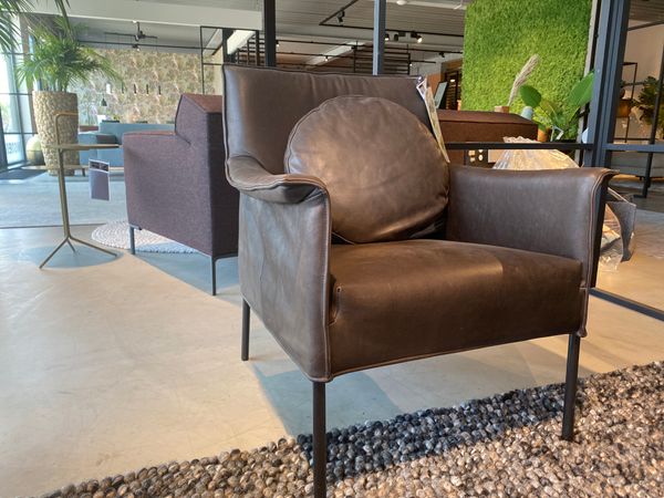 Design on Stock Limec fauteuil