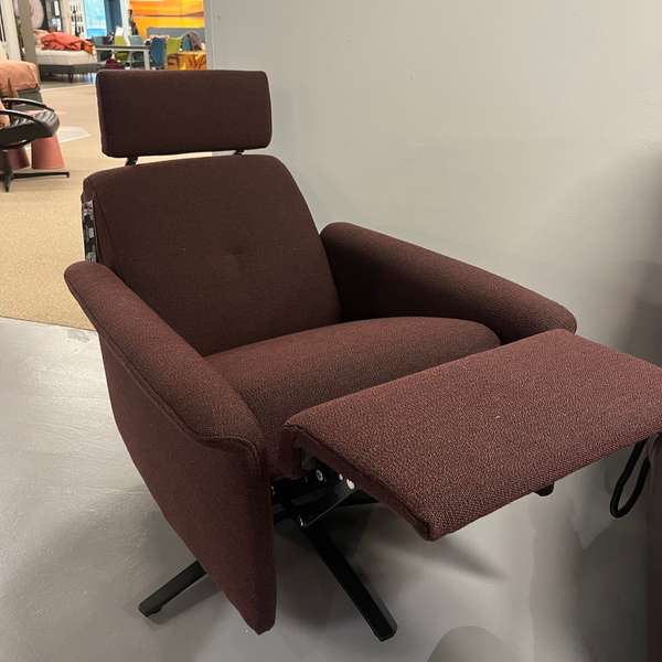 Himolla 7700-23-L14 relaxfauteuil - Vooraanzicht