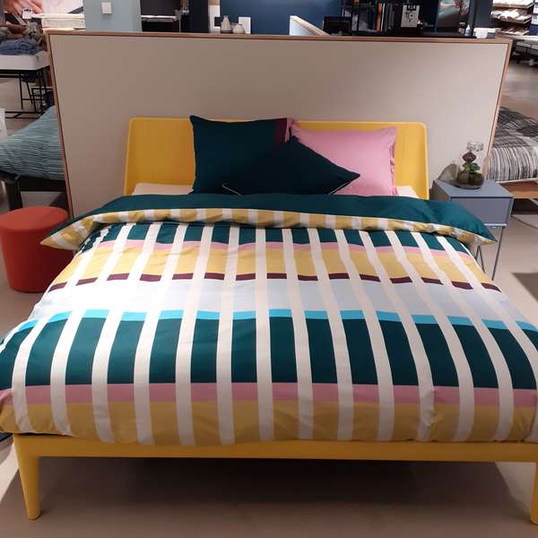 Auping Essential Sunny Yellow bed - 180x210  - Showroom