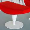 Cassina Auckland draaifauteuil met poef - Achter aanzicht