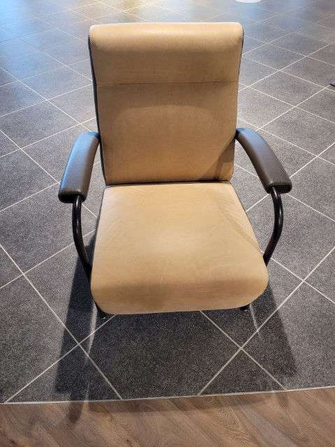 Leolux Scylla fauteuil - Materiaal