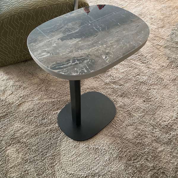 Leolux Toveri salontafel