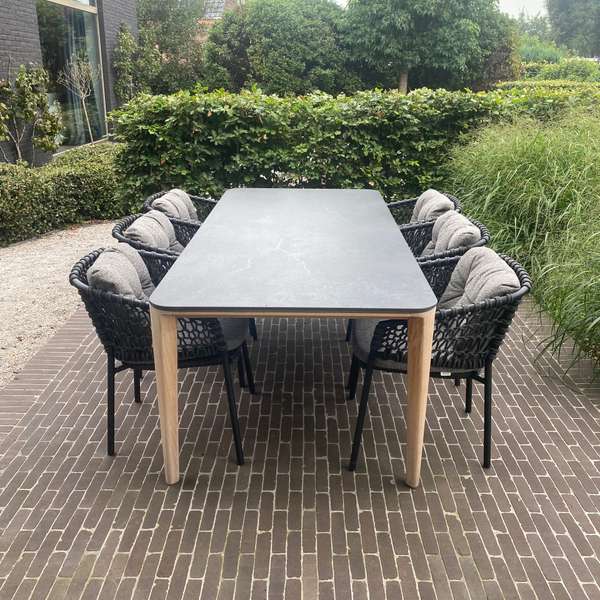 Cane-Line tuintafel met tuinstoel (set van 6) - Showroom