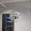 Tom Dixon Mirror Ball hanglamp - Zijaanzicht rechts