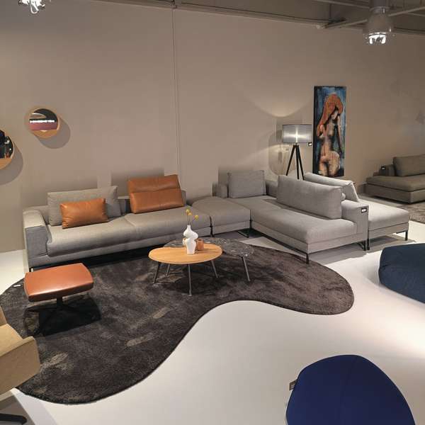 Design on Stock Aikon Lounge hoekbank - Showroom