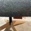 Montis Puk fauteuil met poef - Details