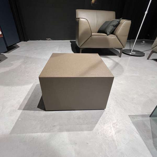 Metaform Cubic bijzettafel - Showroom
