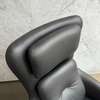 WEIBELWEIBEL JON relaxfauteuil met voetenbank - Details