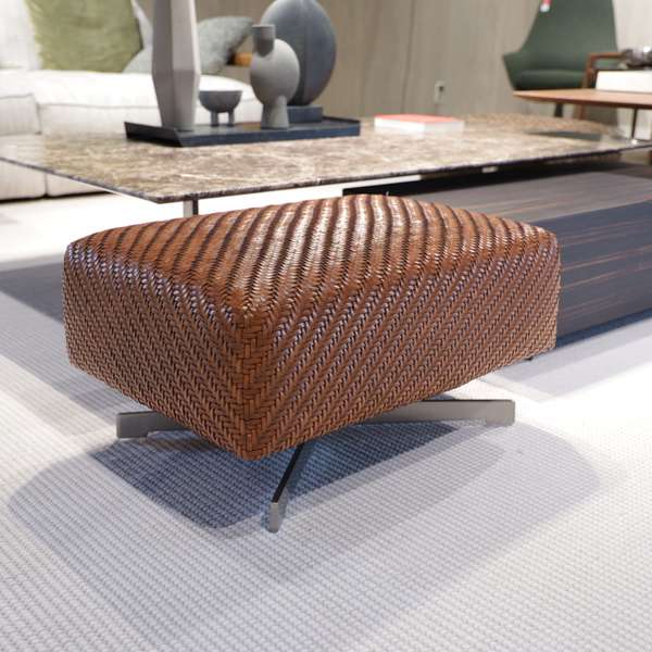 Flexform Filicuci poef  - Showroom