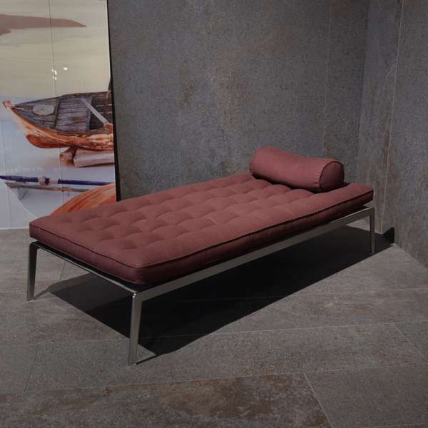 Flexform Magi Bench chaise longue - Showroom