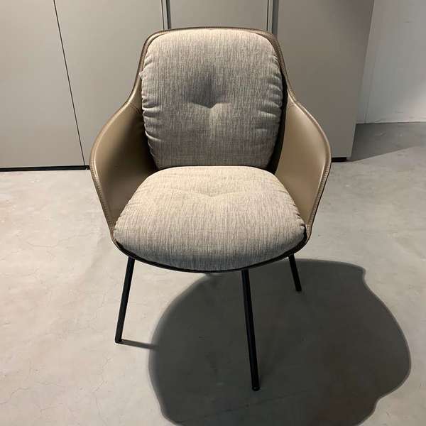 Rolf Benz RB 600 eetkamerstoel (set van 4) - Showroom