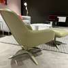 Pode Spot One fauteuil met poef - Achter aanzicht