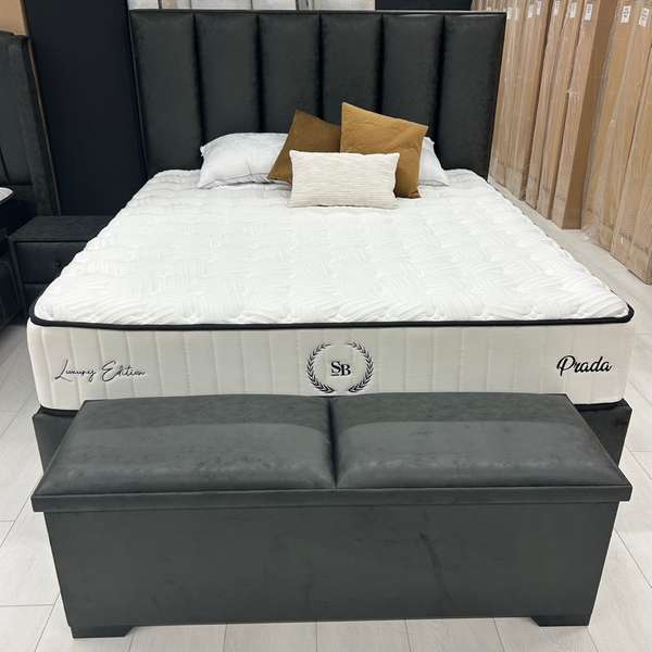 Private Label Prada boxspring - 180x200 met nachtkastjes - Showroom