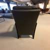 Musterring MR6040 fauteuil - Achter aanzicht