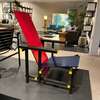Cassina Red Blue Chair fauteuil - Zijaanzicht rechts