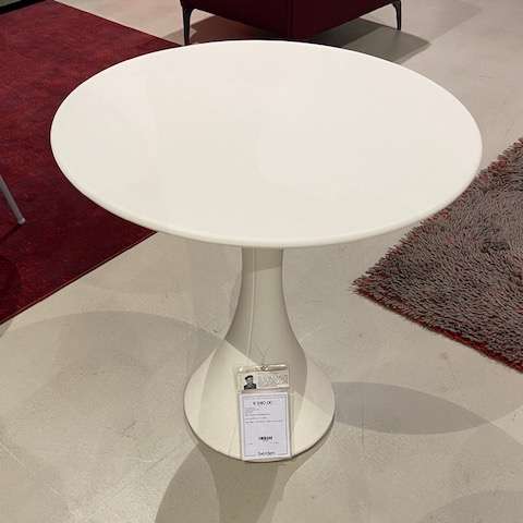 Driade kissi kissi bijzettafel  - Showroom