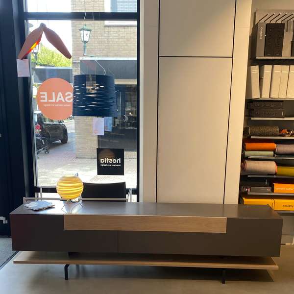 Castelijn Solo dressoir - Showroom