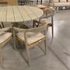 Castle Line Teak Grey tuintafel - Ø135 met tuinstoel (set van 6) - Achter aanzicht