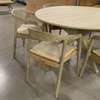 Castle Line Teak Grey tuintafel - Ø135 met tuinstoel (set van 6) - Vooraanzicht