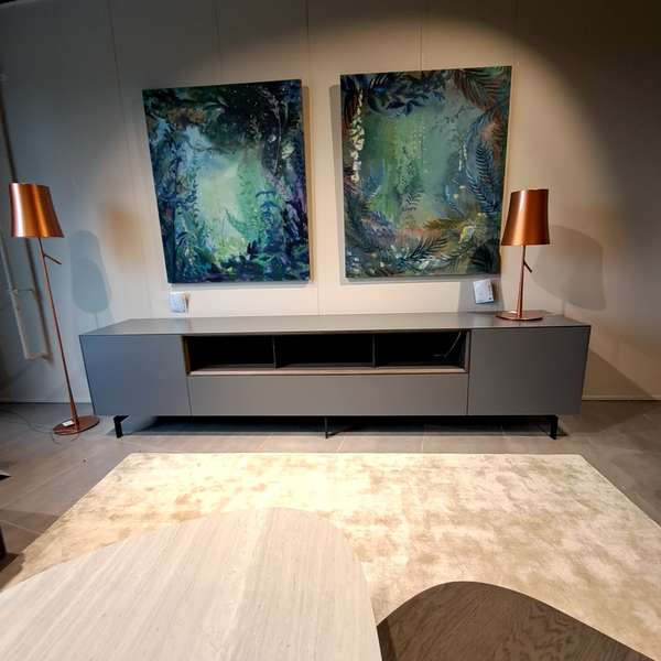 Piure Nex Side dressoir - Showroom