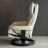 Stressless Aura M relaxfauteuil - Zijaanzicht rechts