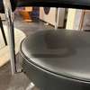 Cassina LC7 Tournant eetkamerstoel - Details