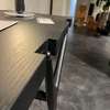 Cassina 816.01 bijzettafel - Details