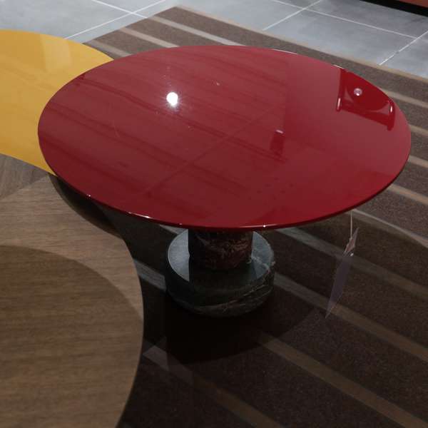 Acerbis Menhir bijzettafel - Showroom
