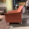 Leolux Mayuro fauteuil  - Zijaanzicht rechts