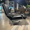 Gelderland 400 Retro draaifauteuil - Vooraanzicht