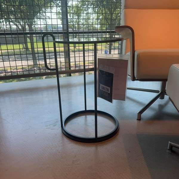 Pode Gloss bijzettafel - Showroom