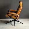 Stressless Paris Low Back fauteuil met hoofdsteun - Vooraanzicht