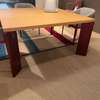 Cassina Ordinal eettafel - 140x140 - Achter aanzicht