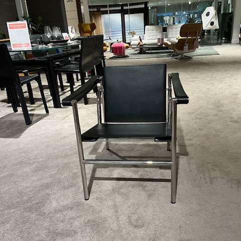 Cassina LC1 fauteuil - Showroom