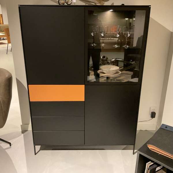  Saunaco NYRO vitrinekast - Showroom