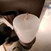 Brokis Knot cilindor tafellamp - Achter aanzicht