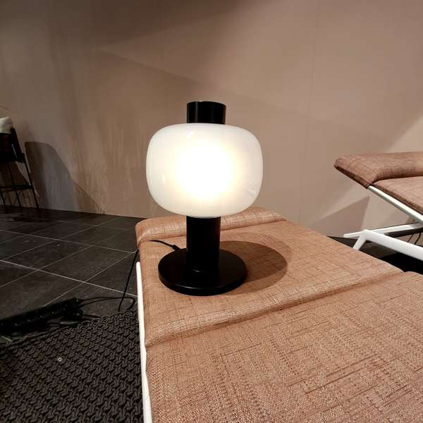 Brokis Bonbori S lamp - Showroom