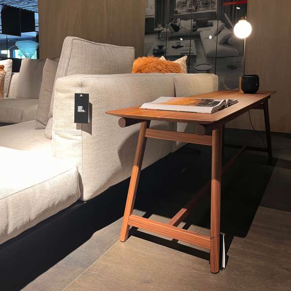 Flexform Giano sidetable  - Showroom