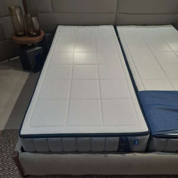 Auping Elysium matras A - 90x210 Soft - Showroom