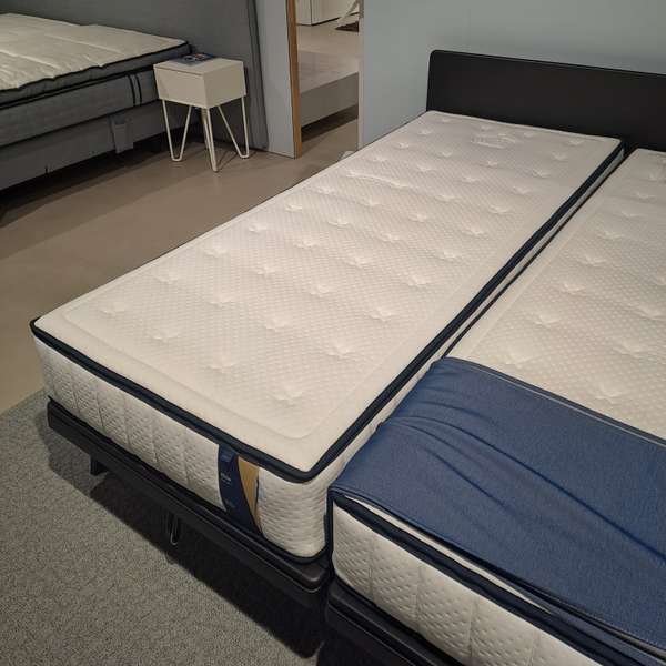 Auping Elite matras type A - 90x210 soft - Showroom
