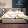 Comfort Suite Gestoffeerd Ledikant Dublin Grey bed - Showroom