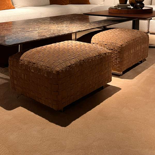 Flexform Bangkok poef - Showroom