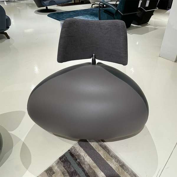 Leolux Pallone fauteuil - Showroom